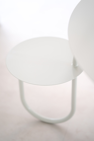 VIEREN TABLE